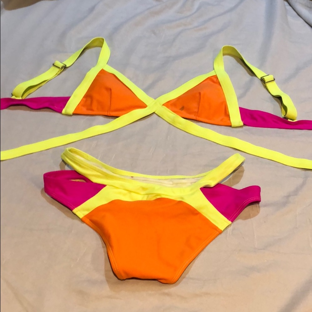 Neon strappy bikini